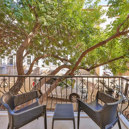 Mina Апарт-готель