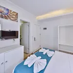 Apart Otel Mina